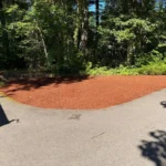 Residential mulch installation service with clean and uniform application